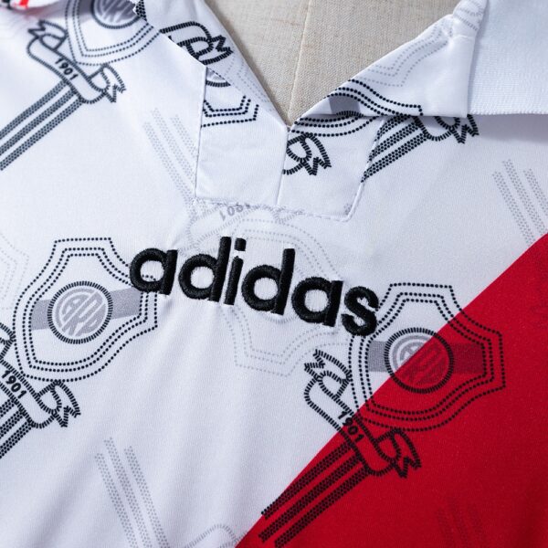 1996-97 RIVER PLATE HOME