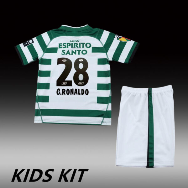 2003-04 SPORTING LISBON HOME KIDS KIT
