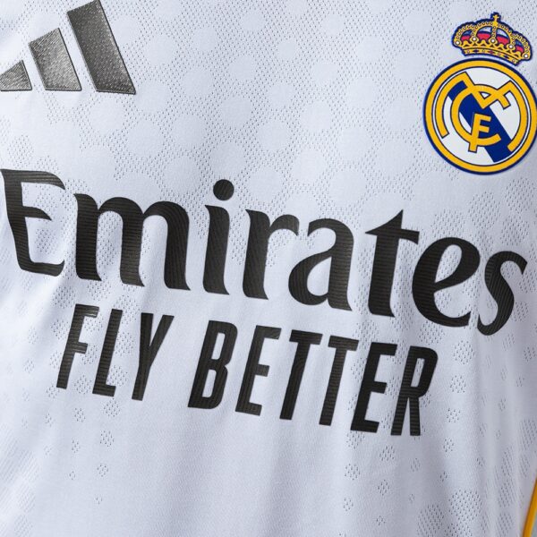 2025-26 REAL MADRID LONG SLEEVE HOME （PLAYER VERSION）