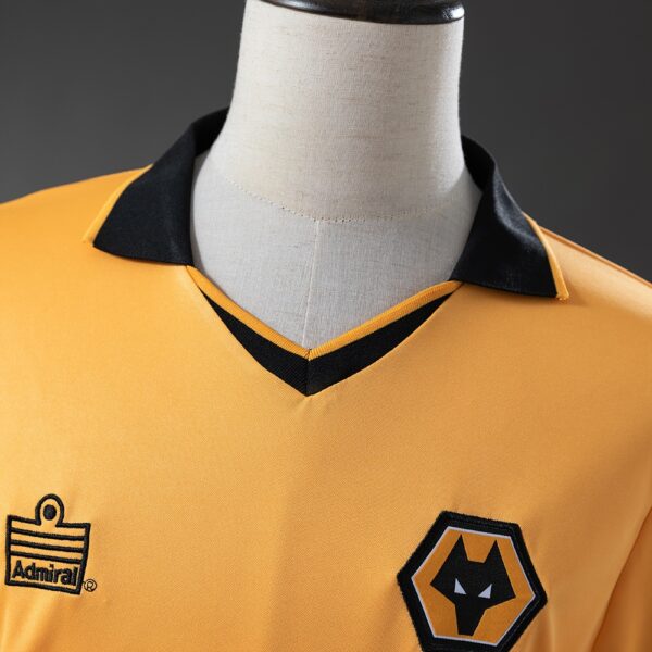 2002-04 WOLVES HOME