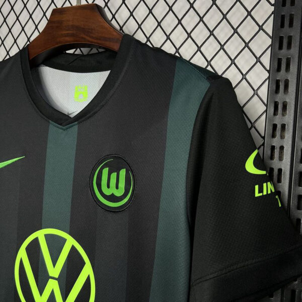 24-25 WOLFSBURG AWAY FAN VERSION
