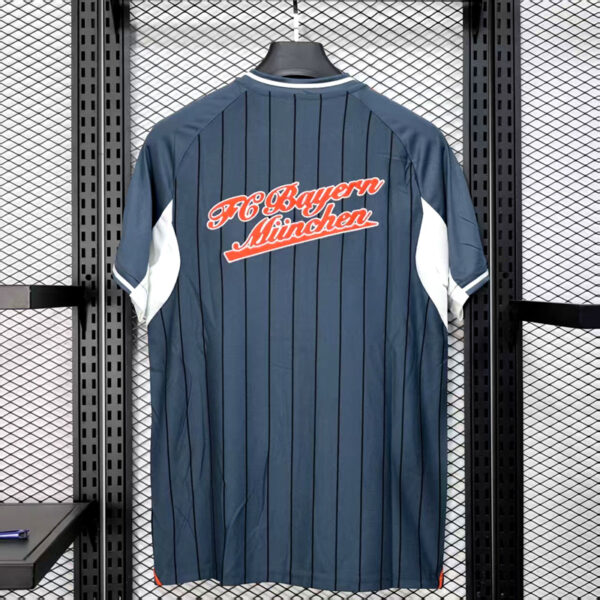 2025-26 BAYERN MUNICH US PACK FAN VERSION