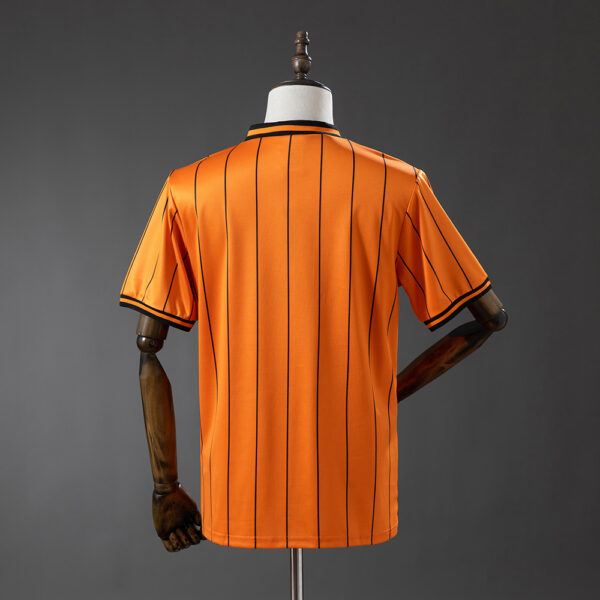 1985-86 WOLVES HOME
