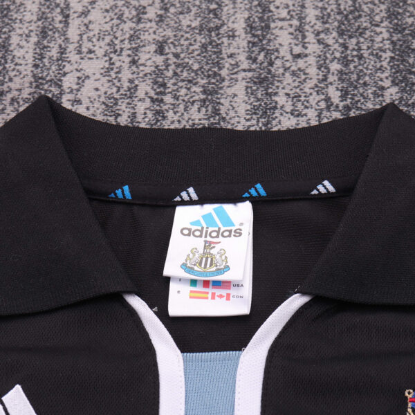 2000-01 NEWCASTLE AWAY KIDS KIT