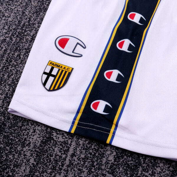 2002-03 PARMA AWAY KIDS KIT