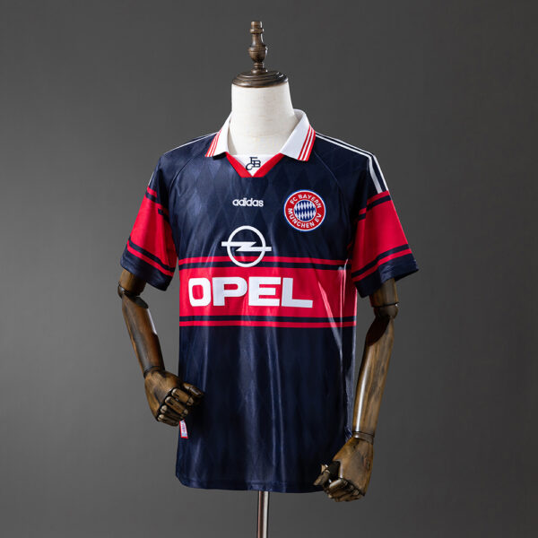 1997-98 BAYERN MUNICH HOME