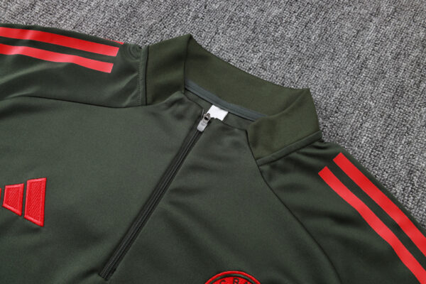 2025-26 BAYERN MUNICH TRACKSUITS TRAINING SUIT