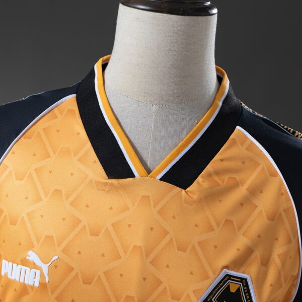 1996-98 WOLVES HOME