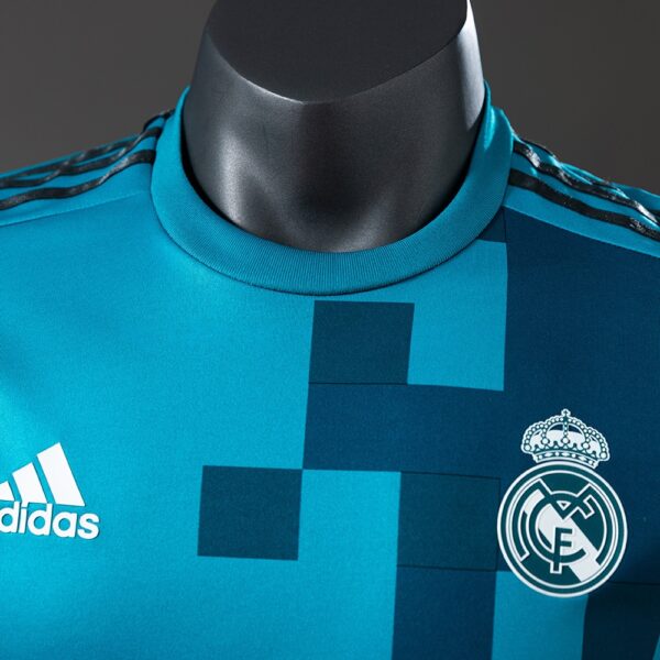 2017-18 REAL MADRID THIRD AWAY PLAYER VERSION