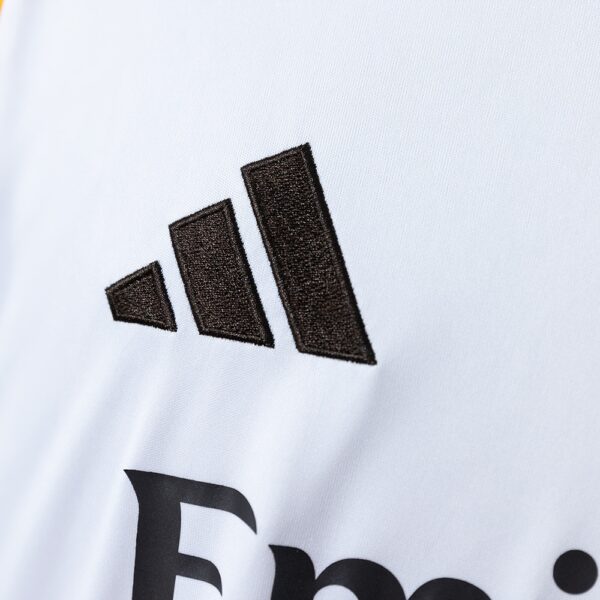 2025-26 REAL MADRID LONG SLEEVE HOME （FAN VERSION）