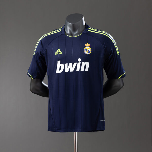 852dbf9738.jpg 2012-13 REAL MADRID AWAY (PLAYER VERSION)