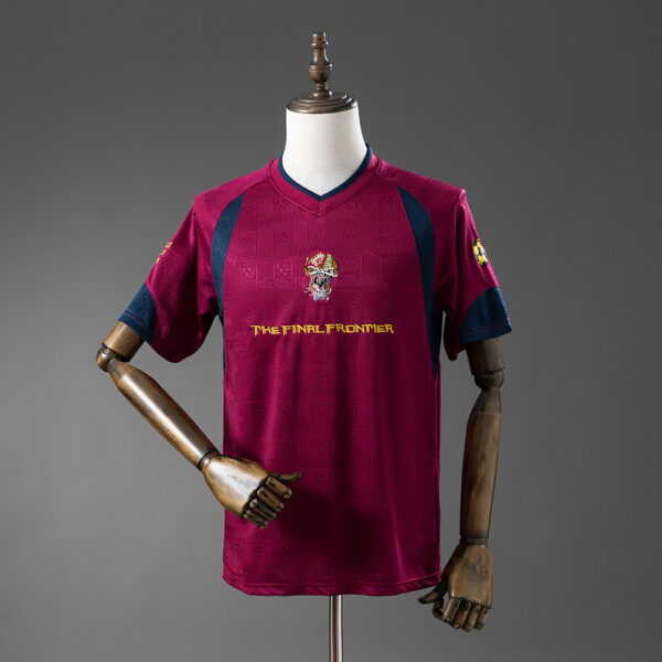2010 WEST HAM UNITED AWAY (IRON LADY)