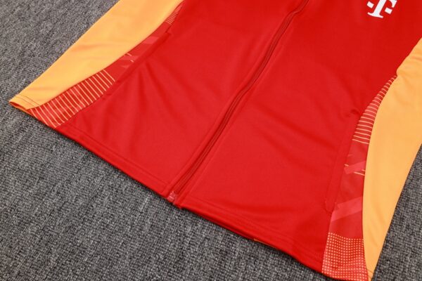2026-27 BAYERN MUNICH JACKET TRACKSUITS TRAINING SUIT