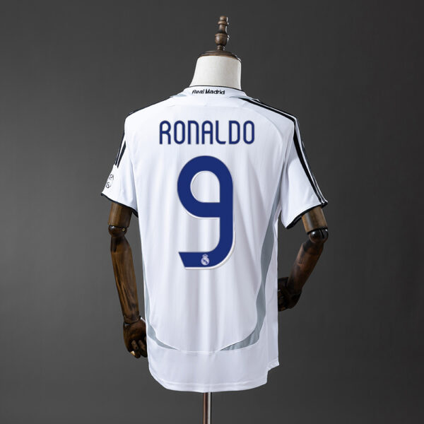 2006-07 RWAL MADRID HOME (FAN VERSION)
