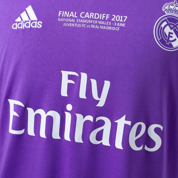 2016-17 REAL MADRID AWAY