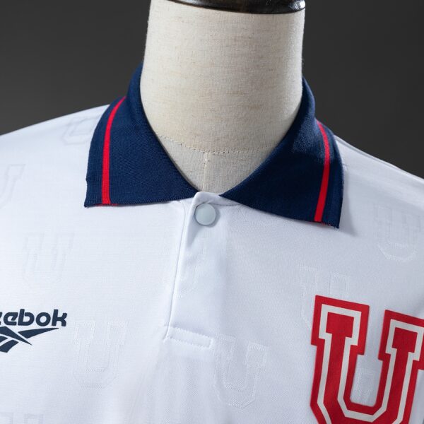 1998 UNIVERSIDAD DE CHILE AWAY