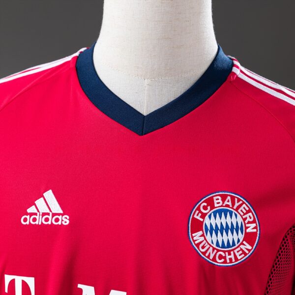 2002-03 BAYERN MUNICH HOME