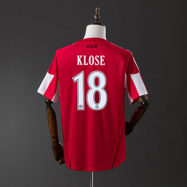 2010-11 BAYERN MUNICH HOME