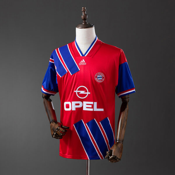 1993-94 BAYERN MUNICH HOME