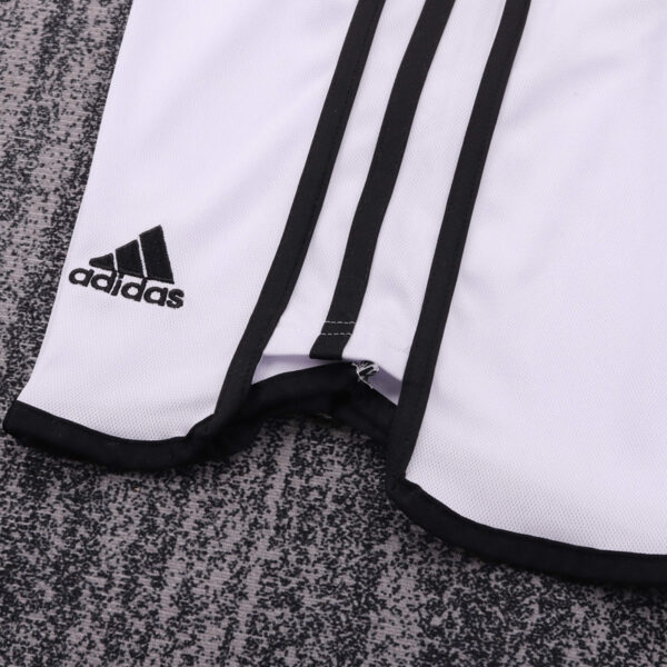 2000-01 NEWCASTLE AWAY KIDS KIT