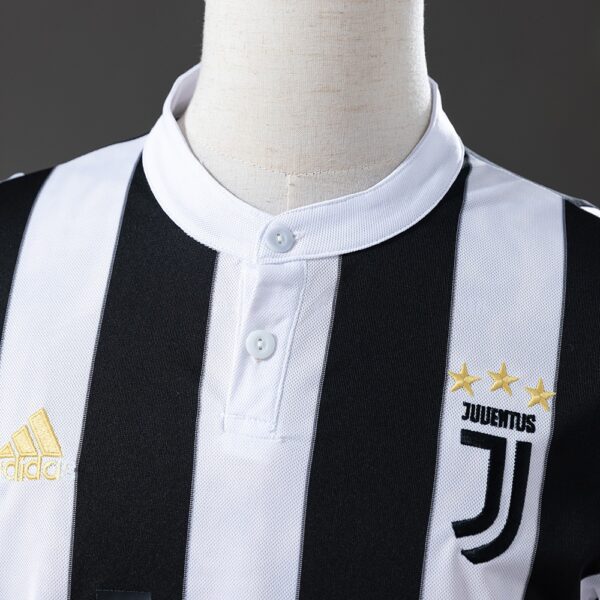 2017-18 JUVENTUS HOME