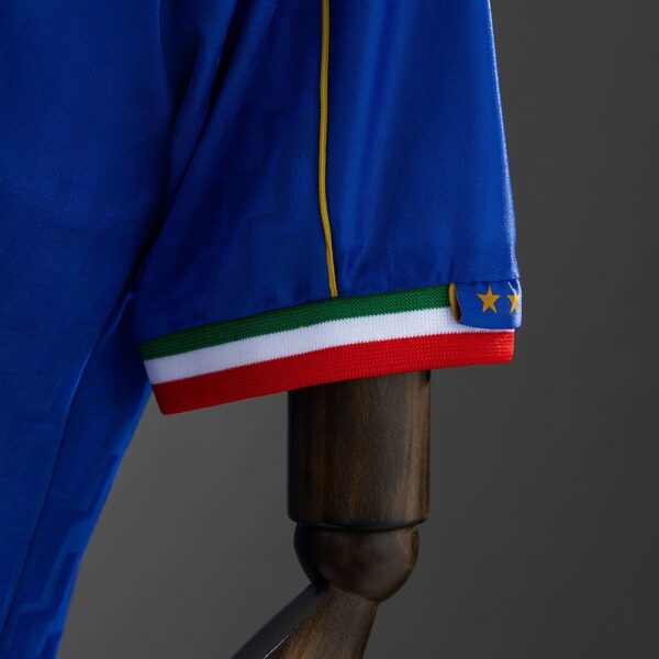 1995 ITALY HOME