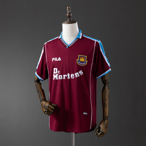 1999-01 WEST HAM UNITED HOME