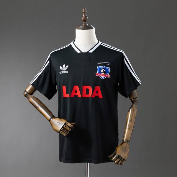 a08e21e144.jpg 1991 COLO COLO AWAY