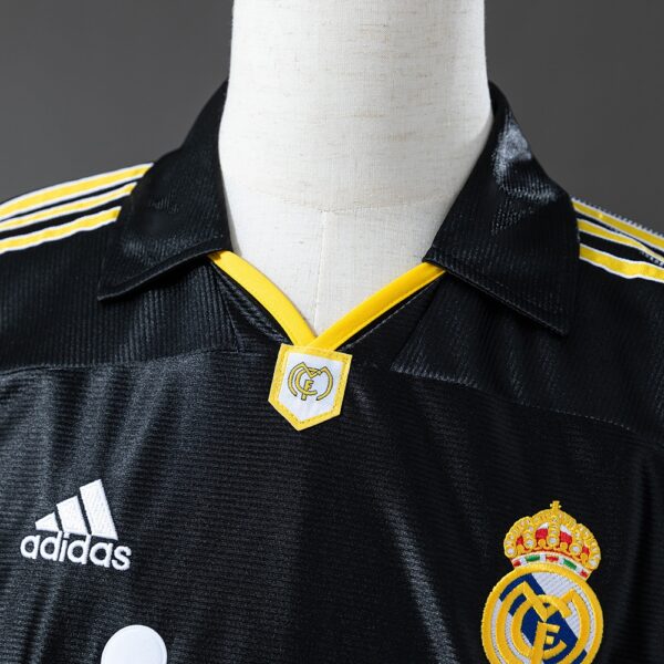 1999-00 REAL MADRID AWAY