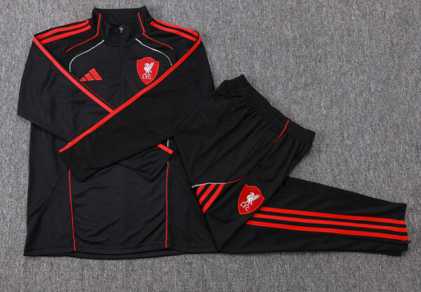 2026-27 LIVERPOOL TRACKSUITS TRAINING SUIT-BLACK