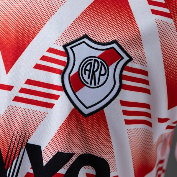 1992-93 RIVER PLATE LONG SLEEVES AWAY