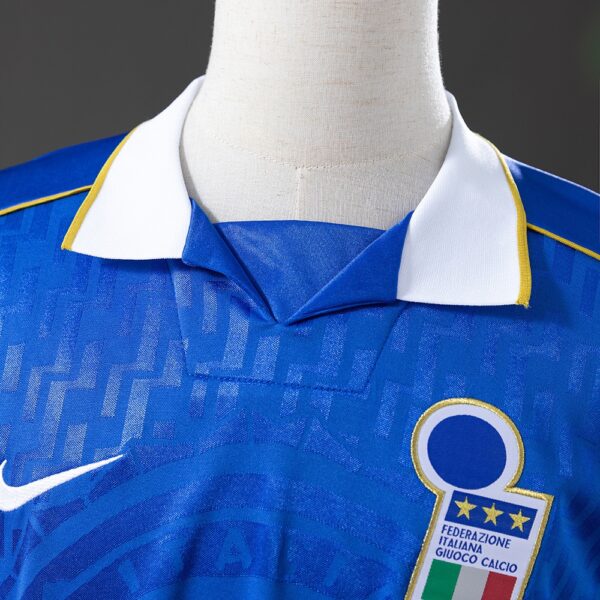 1995 ITALY HOME