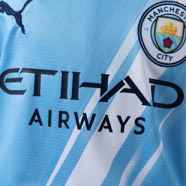 25-26 MANCHESTER CITY HOME MEN AND KIDS KIT