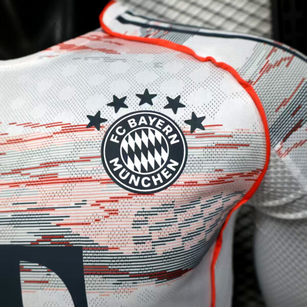 2025-26 BAYERN MUNICH AWAY LONG SLEEVE PLAYER VERSION