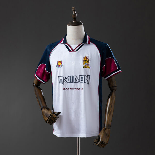 1999 WEST HAM UNITED AWAY (IRON LADY)