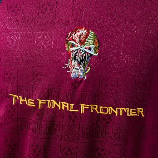 2010 WEST HAM UNITED AWAY (IRON LADY)