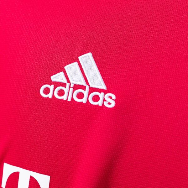 2002-03 BAYERN MUNICH HOME