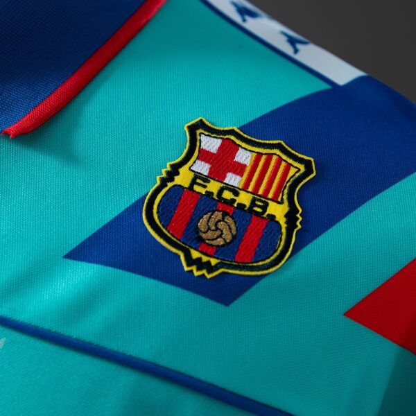 b194ff4bac.jpg 1992-95 BARCELONA AWAY