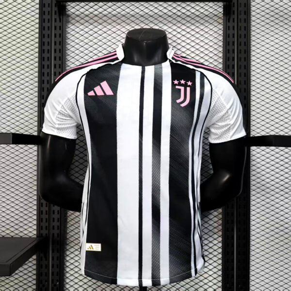 b28cde2795.jpg 2025-26 JUVENTUS HOME PLAYER VERSION
