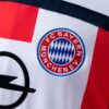 2000-02 BAYERN MUNICH AWAY