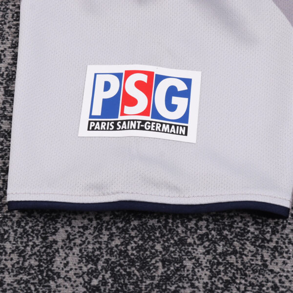2001-02 PSG AWAY KIDS KIT