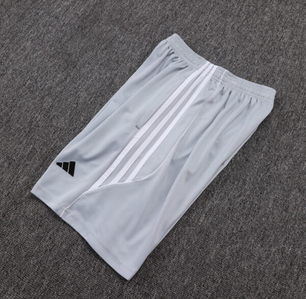 2025-26 REAL MADRID TRAINING SHIRT KIT