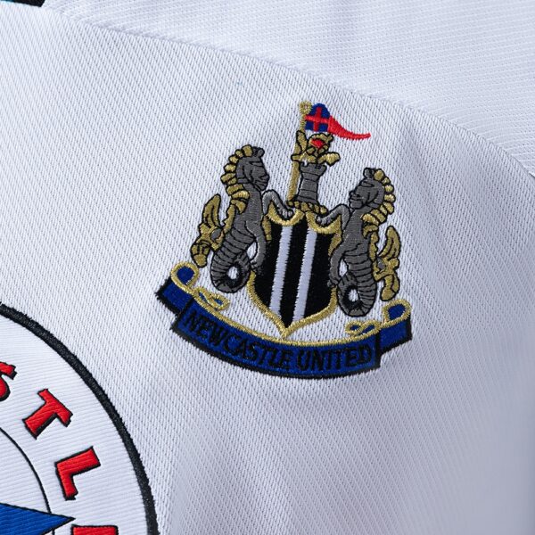 1999-00 NEWCASTLE AWAY