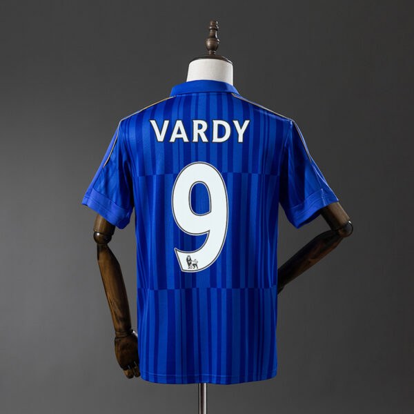 2016-17 LEICESTER CITY HOME