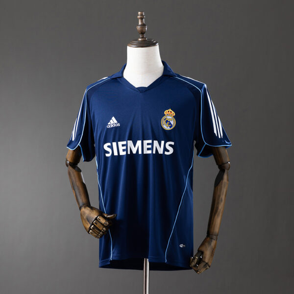 2005-06 REAL MADRID AWAY