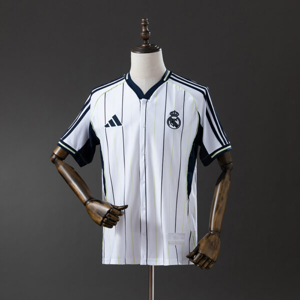 c63fe90e11-1.jpg 2025-26 REAL MADRID US PACK FAN VERSION