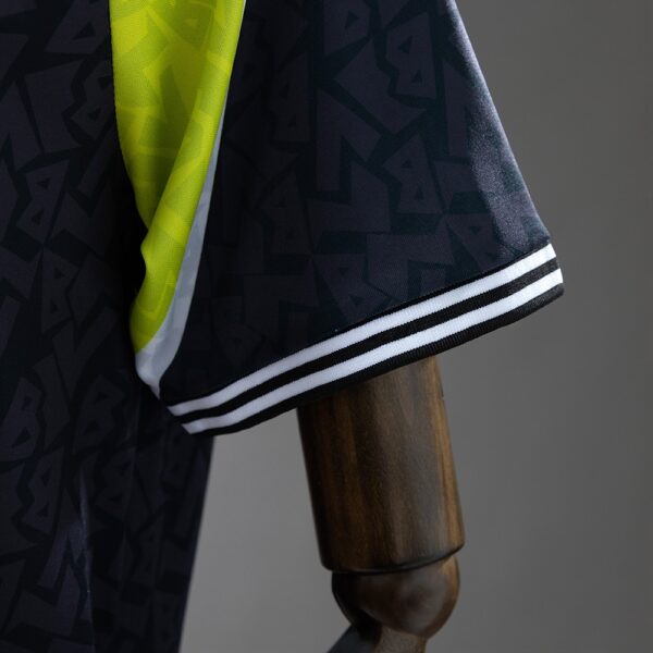 1995-96 BORUSSIA DORTMUND AWAY