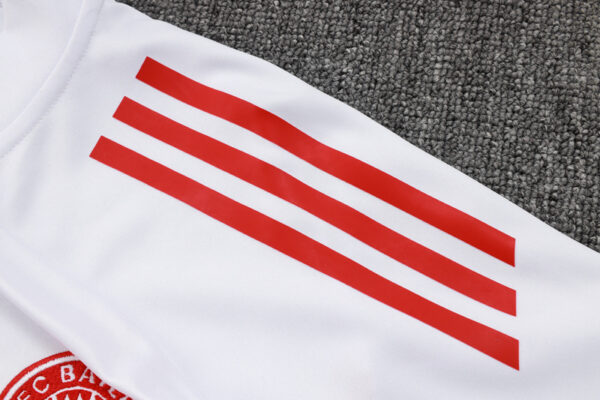 2025-26 BAYERN MUNICH TRACKSUITS TRAINING SUIT