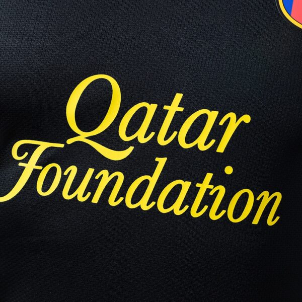 d0f2a40b46.jpg 2011-12 BARCELONA AWAY (PLAYER VERSION)