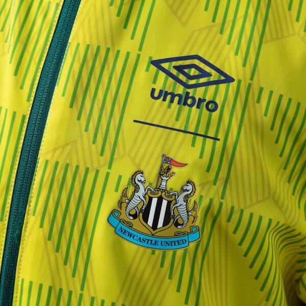 NEWCASTLE UNITED REVERSIBLE JACKET WINDBREAKER - ARMY GREEN & YELLOW
